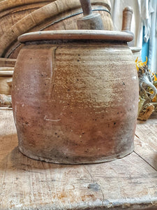 Early 19th-Century French Confit Pot – Rustic Village-Made Terracotta with Primitive Charm