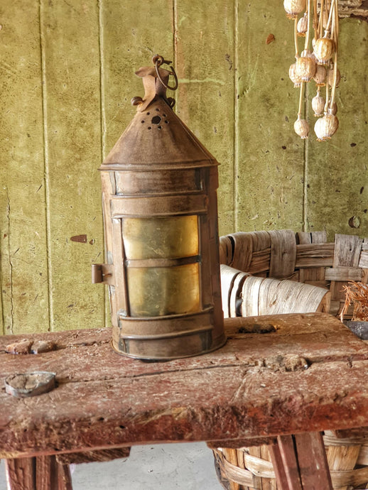 French Antique Tinned Iron  And Horn Lantern – Early 19th Century
